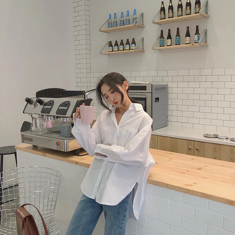 

2021 Spring Autumn Women Shirts White Plain Loose Oversized Blouses Female Tops Loose Style Pockets