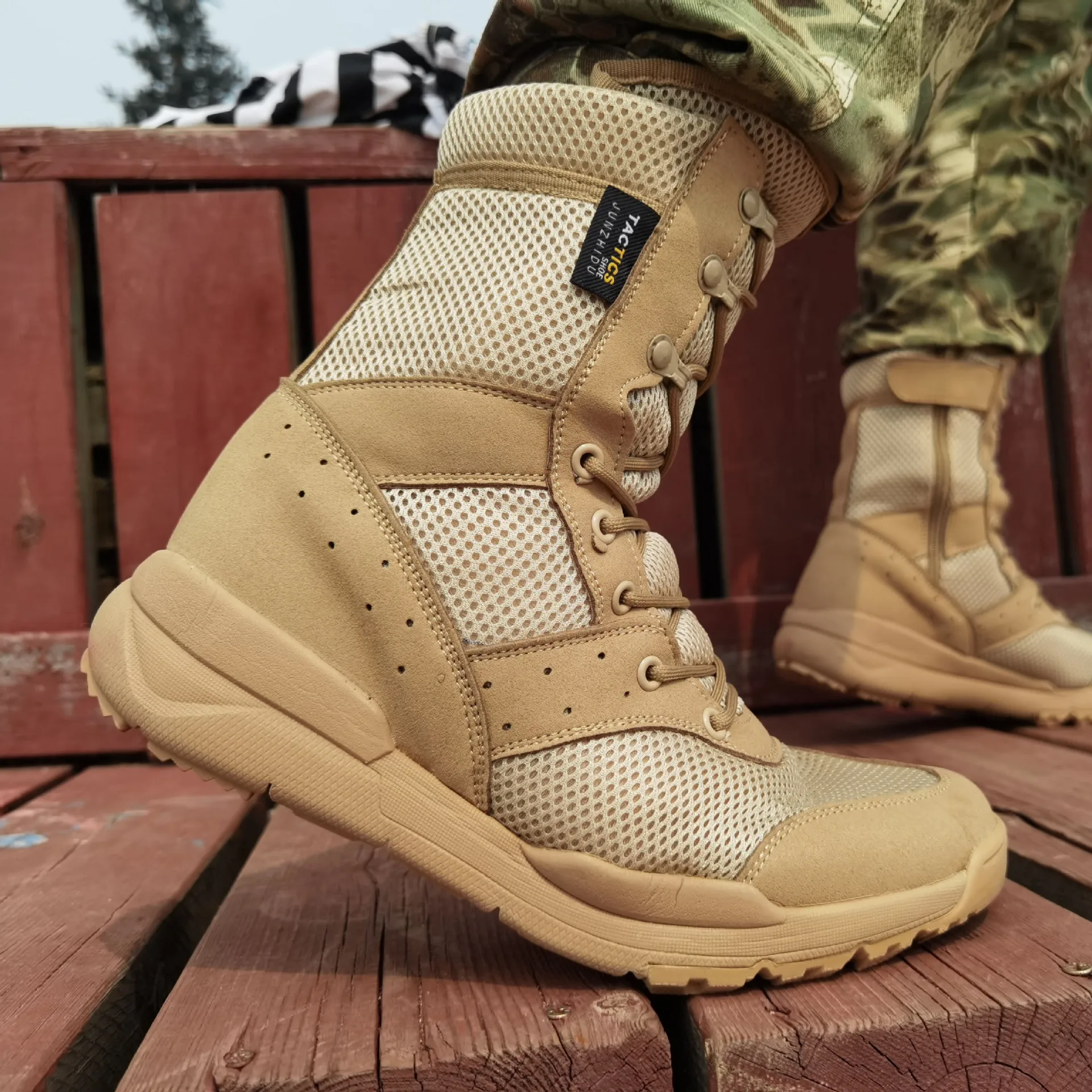 

2021 Summer Breathable Men's Combat Combat Desert Combat Ultra Light Breathable Desert Boots