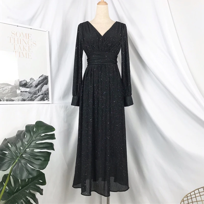 Женское платье трапециевидной формы Mozuleva элегантное однотонное Плиссированное