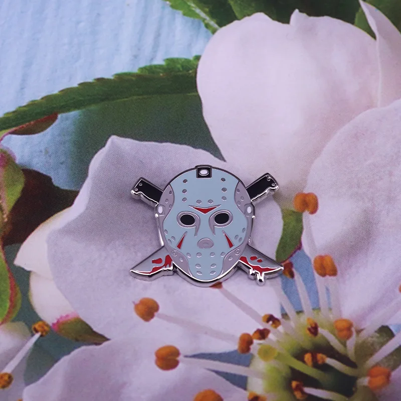 

SP613 Classic Horror Movie Enamel Pin Cartoon Badge Brooch Anime Lovers Denim Shirt Lapel Pins Halloween Gift