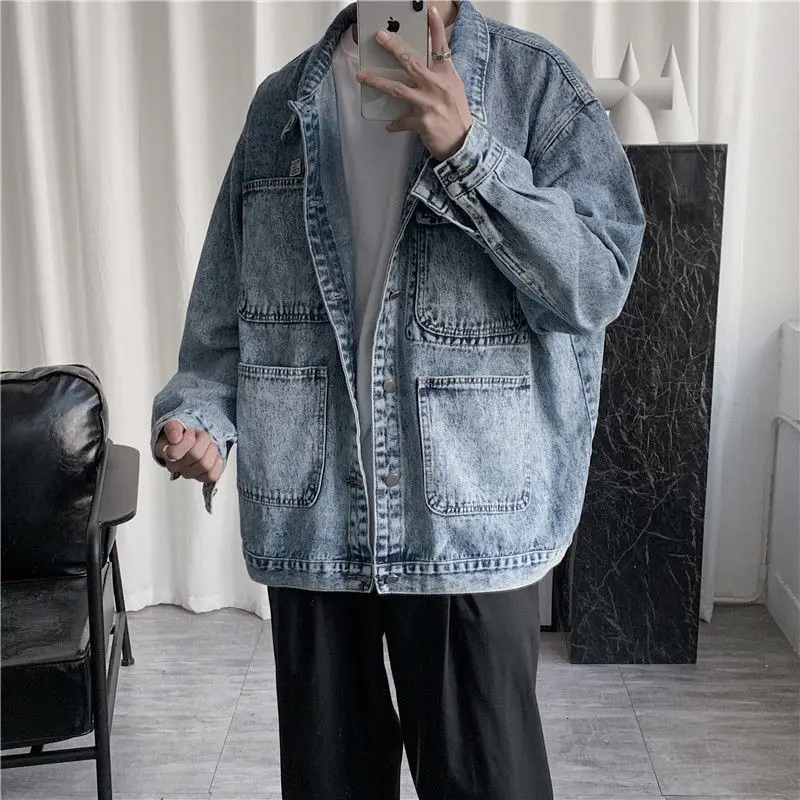 

Pocket Denim Jacket Men's Fashion Retro Casual Cotton Lapel Denim Jackets Mens Streetwear Korean Loose Hip-hop Bomber Jacket Men
