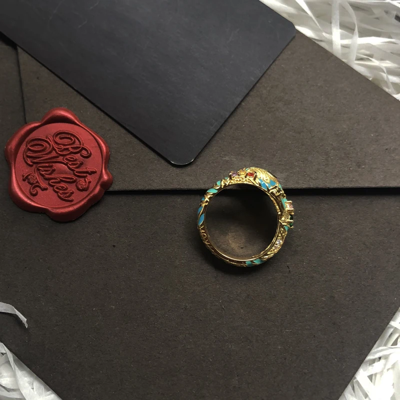 Женское кольцо в виде змеи золотистого цвета серебро 2020 пробы 925 | Украшения и