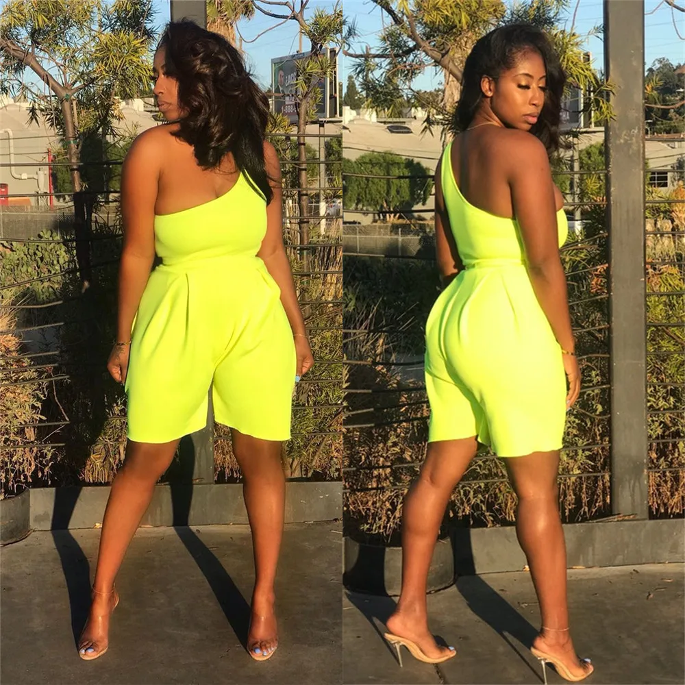 

BKLD 2019 Summer New Fashion Neon Yellow Womens Rompers Jumpsuit Clubwear Sexy One Shoulder Sleeveless Loose Short Jumpsuits