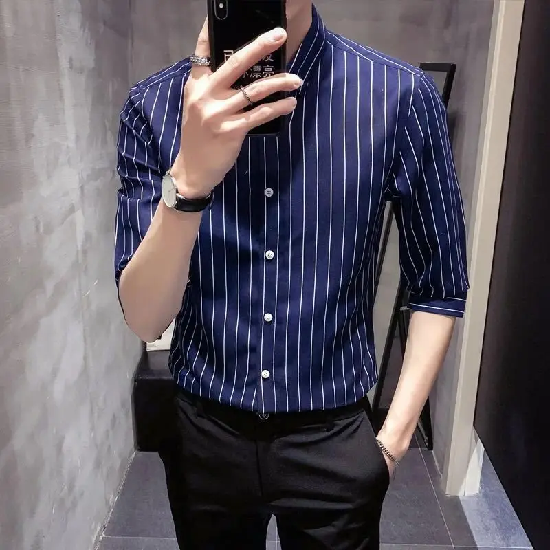

Men's Short Sleeve Shirt Summer New Korean Slim Fit Quarter Sleeve Stripe Trend Youth Half Sleeve Inch Camisa Masculina Factory