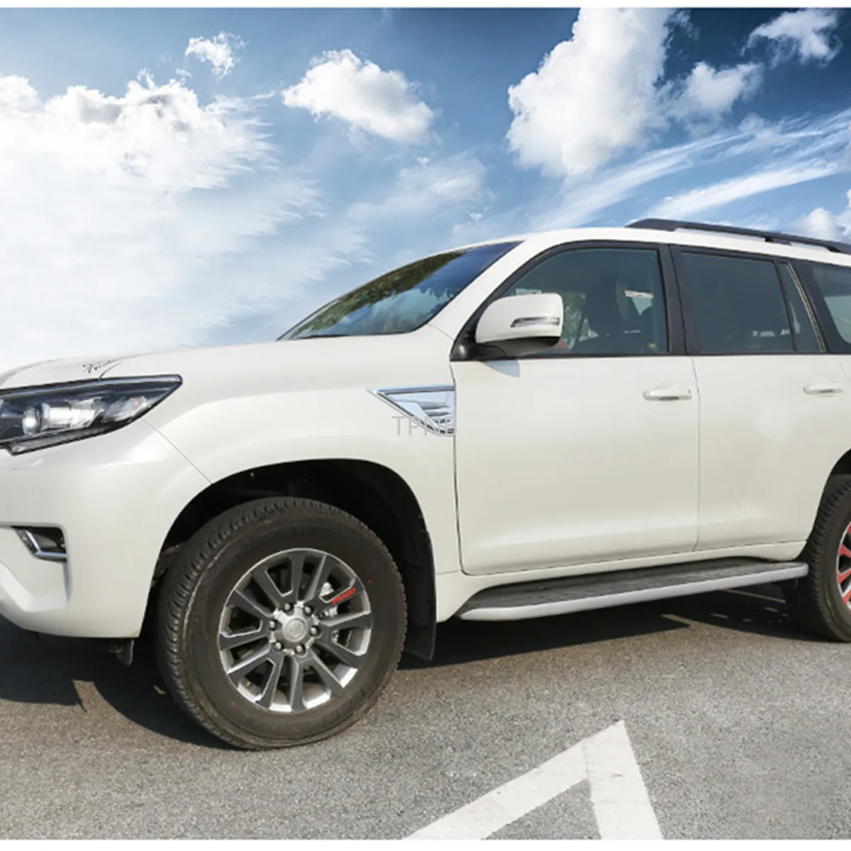 Для Toyota Land Cruiser Prado 150 2010 2011 2012 2013 2014 2015-2017 2018 2019 2020 боковые вентиляционные отверстия