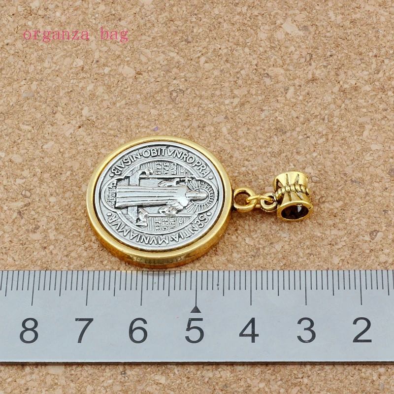 15 шт./лот Сент Бенедикт Крест Медаль сплав Религия с позолоченным кольцом бусины