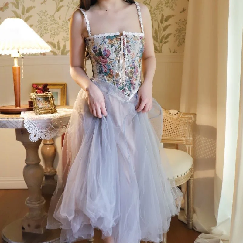 

Floral Beach Party Sexy Bustiers Crop Women Backless Bandage French Vintage Halter Top Korean Boho Lace with Corset 2021 Summer