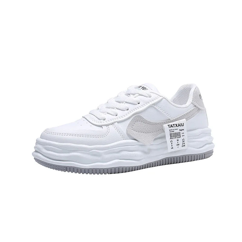 Han edition breathable white shoe female ins tide large base of new fund of 2021 autumn heighten students running recreationa