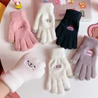 Милые теплые перчатки с улыбающейся вышивкой, осенне-зимние теплые мягкие детские перчатки из искусственного меха с мультяшным рисунком, детские варежки с закрытыми пальцами для мальчиков и девочек