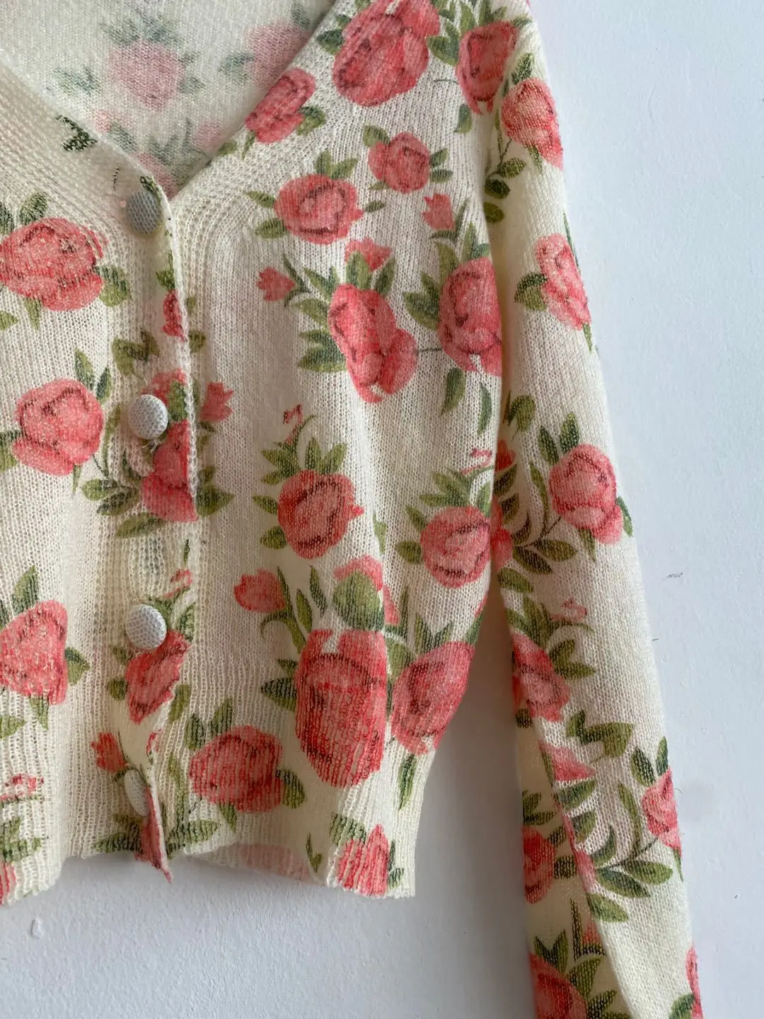 

Women Long Sleeve Sweater V-neck Rose Printing Single Breasted Vintage Knit Cardigan
