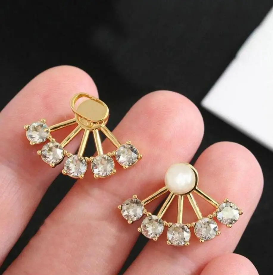 

2021 Hot Sale Luxury Women Girls Decoratio Gold Color Fan Rihnestone Ear Stud Earrings With White Pearl Jewelry
