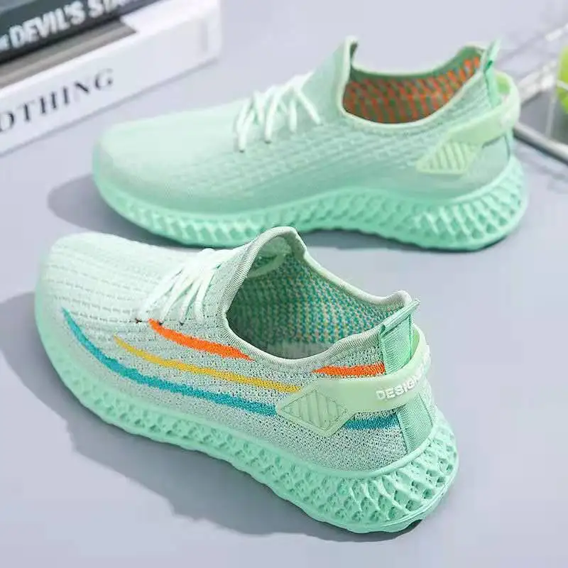 2021 Women Casual Shoes Summer Breathable Slip On Walking Shoes Ladies Outdoor Sports Sneakers Mesh Fly Weave Vulcanized Shoes
