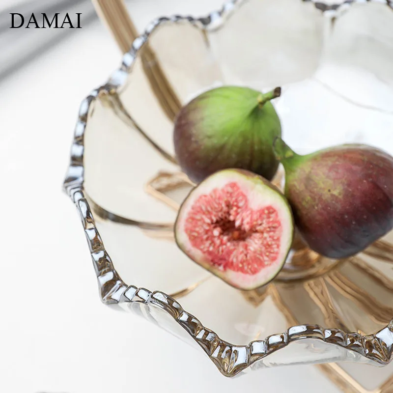 Декоративная чаша с золотым ходом металлическая стеклянная в форме полумесяца