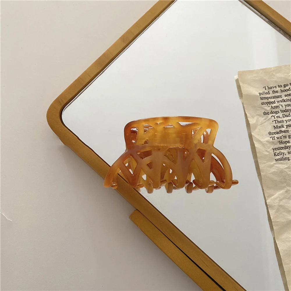 

2020 New Claw Clip For Women Tough Colorful Acetate Hair Claw Large Size Hair Clamps Claw Clip Crab Hair Accessories Gift