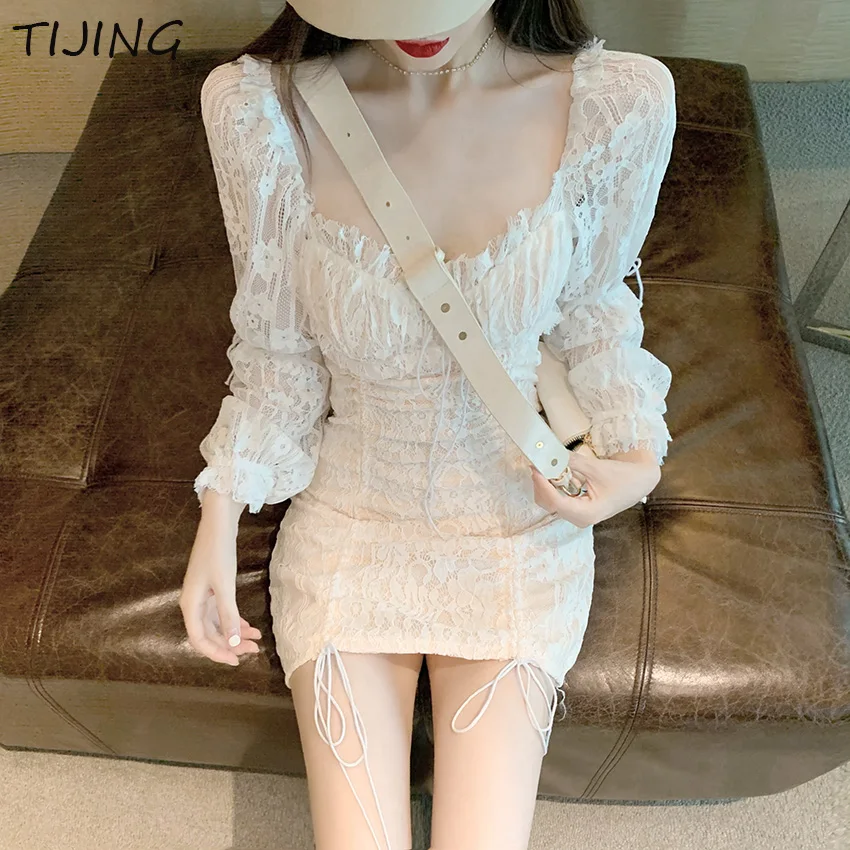 Женское элегантное кружевное платье белое черное с длинным рукавом в винтажном