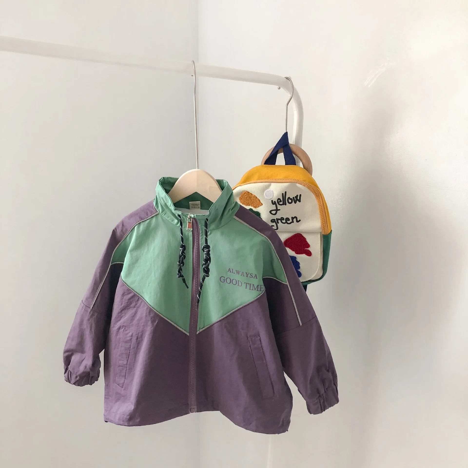 Весеннее Новое поступление модное повседневное Свободное пальто в Корейском