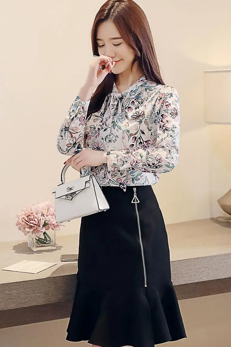 

New Long Sleeve Women's Blouse Printing Bow V-neck Chiffon Comfortable Casual Blouses Fashion Top Korean Summer Shirt