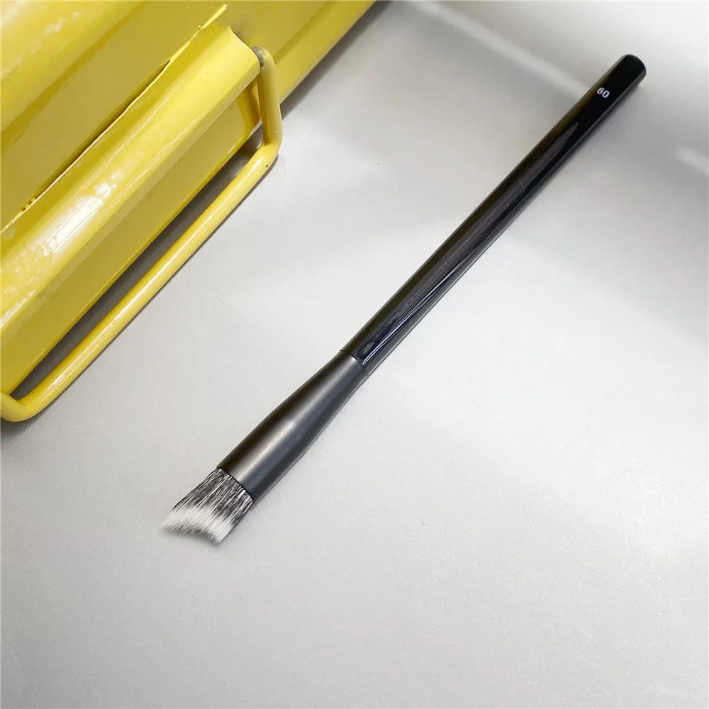 Профессиональные кисти для макияжа NYXPRO лица пудры основы теней век консилера