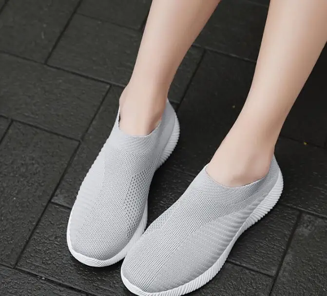 New Spring Summer Shoes Woman Breathable Air Mesh Flat Platform Women Shoes Slip On Women's Loafers black blue Ladies Shoes