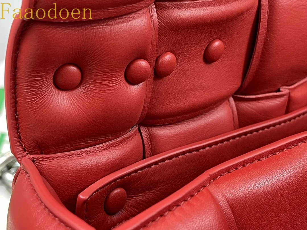 

Ladies luxury fashion cosmetic bag handbag shopping bag