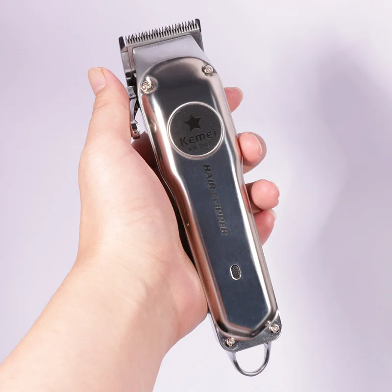 Цельнометаллическая профессиональная машинка для стрижки волос 110 240 в