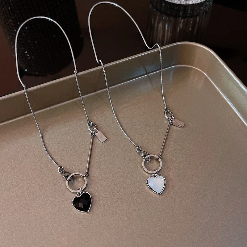 

Goth Kpop Titanium Steel Chains Necklace for Women Fashion Kawaii Heart Pendant Necklaces Snake Chains Choker Party Jewelry Gift