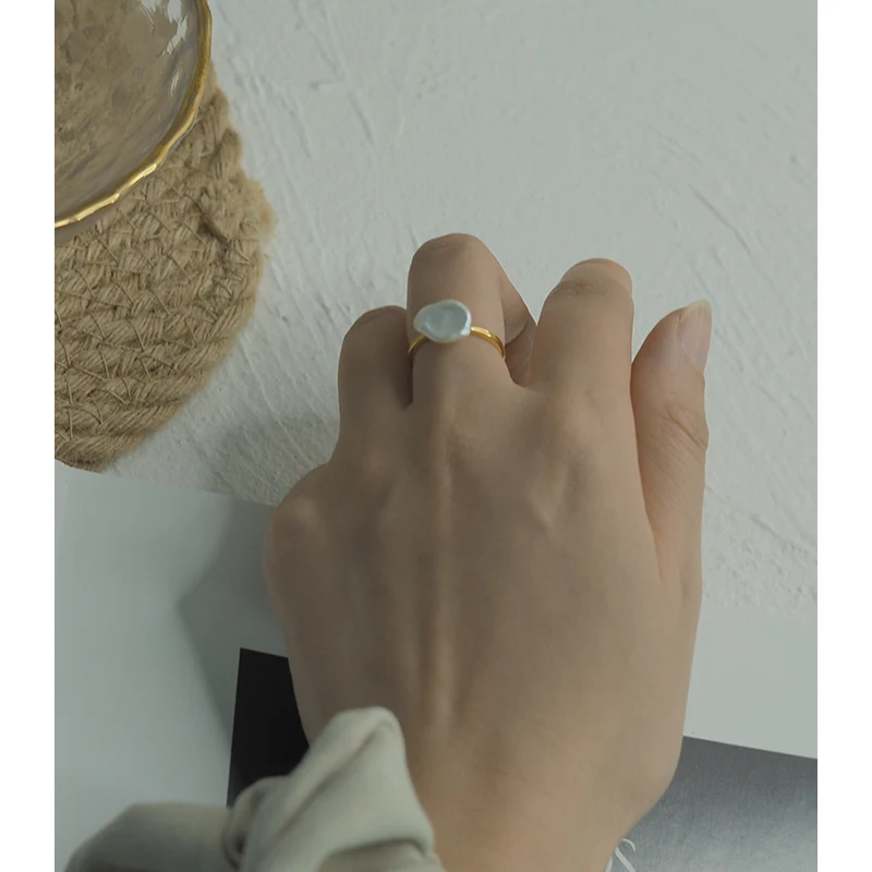 

Hzyeyuan Handmade Niche Baroque Pearl Ring 925 Silver Opening Adjustable Vintage Ring 011108