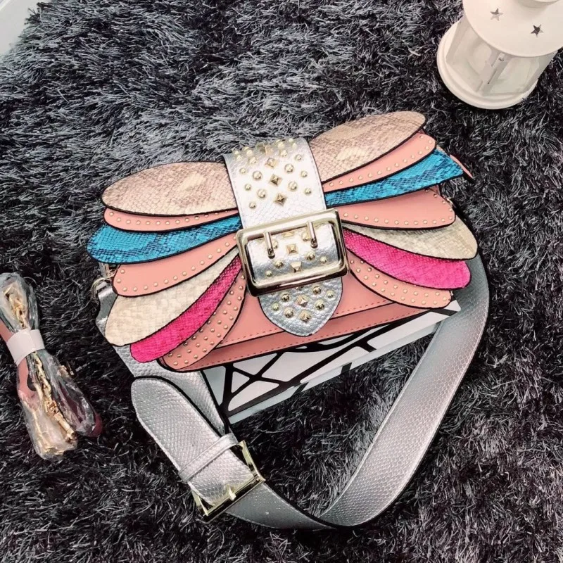 

New Designer Women Colors Panelled Flap Shoulder Bags 2021 Fashion Ladies Small Packing Rivets Sling Crossbody Bag