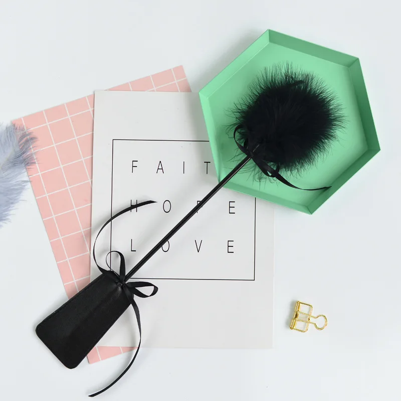 

Sexy Accessories Feather Stick Flirting Sexy and seductive The whip