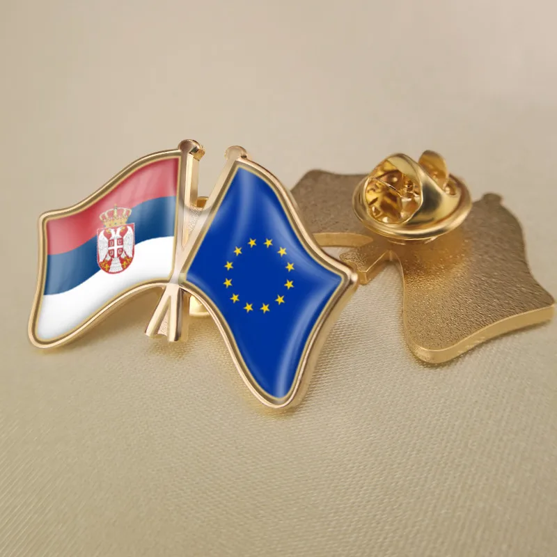 SRB and EU Скрещенные двойные флаг дружбы штифты с отворотом в европейском и сербийском стиле - Окраска металла: SRB and EU