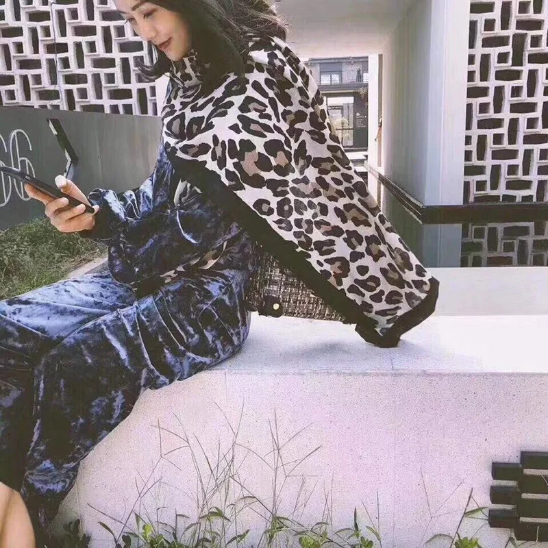 

Woman Scarf Cotton Linen Scarves Leopard Print Wide Large Oversized Long Cool Casual 2020 Spring Autumn Shawl female
