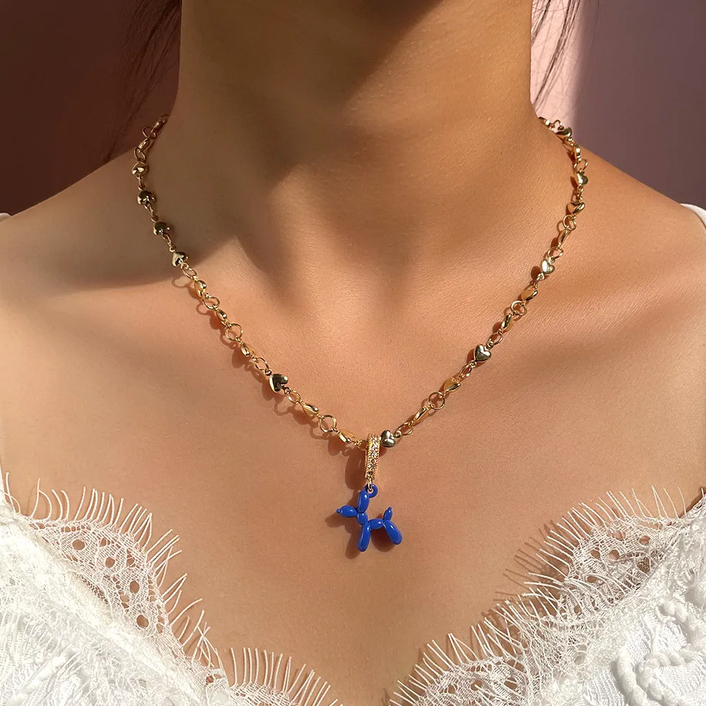 Ожерелье-цепочка женское эмалированное с подвеской в виде сердца | Украшения и