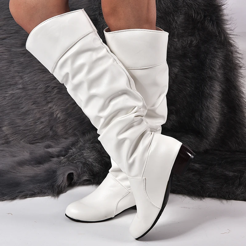 Зимние женские сапоги до бедра на высоком каблуке кожаные из искусственной замши