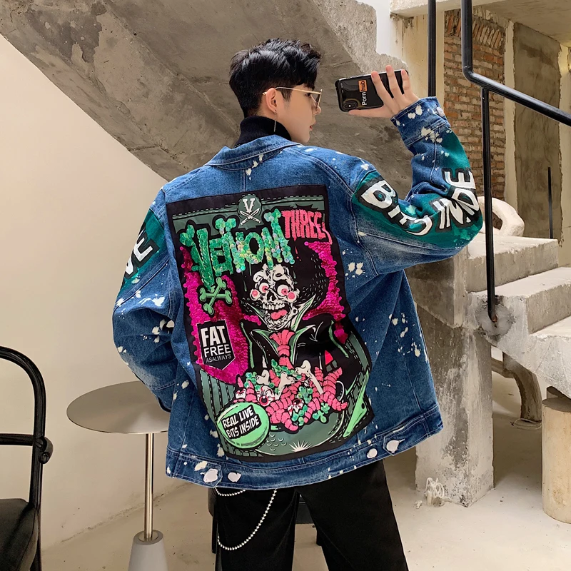 Men Streetwear Graffiti Appliques 
