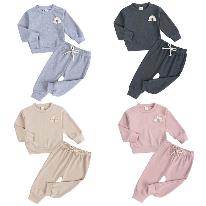 

Корейский стиль, Детские комплекты одежды, хлопковая Футболка с вышивкой и штаны для маленьких девочек и мальчиков, спортивный костюм, детс...