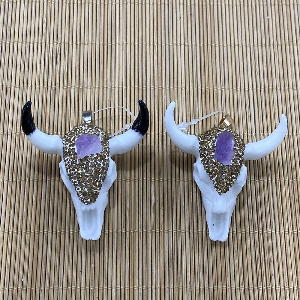 

Animal Bull Head Shape Resin Stick Diamond Amethyst Pendant for DIY Jewelry Making Necklace Bracelet Size 48x53mm