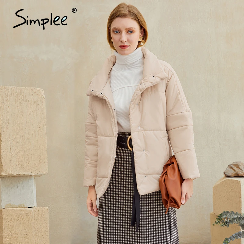 Парка женская короткая с воротником-стойкой и карманами цвета хаки | Женская