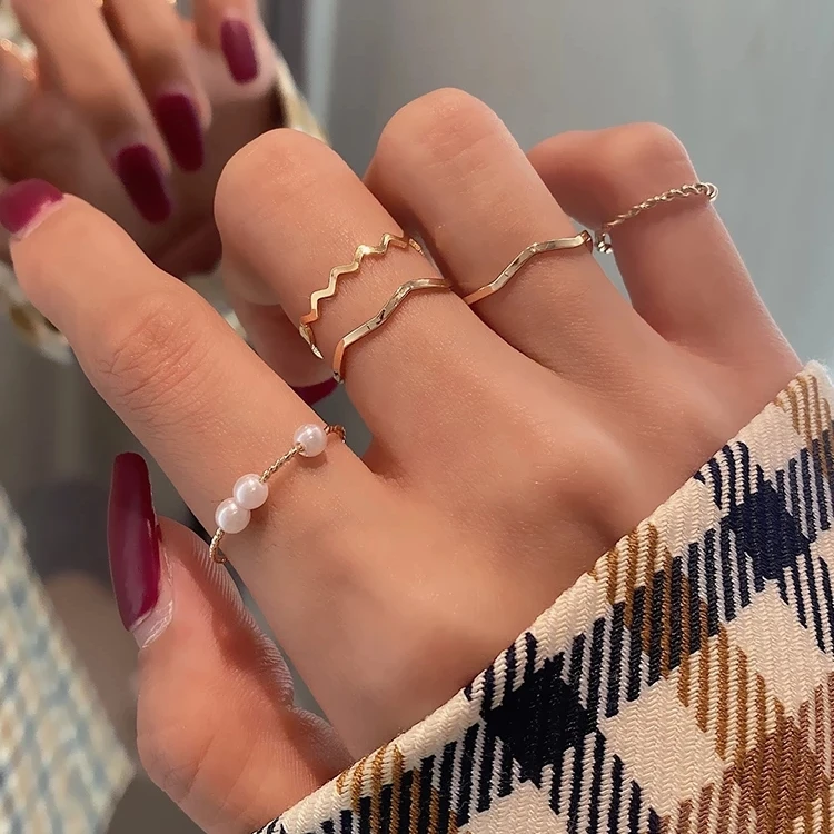 

5pcs/set Multi-layer Repair Finger Pearl Rings Korea New Fashion Girl Party Accessory Simple And Adjustable Rings For Women