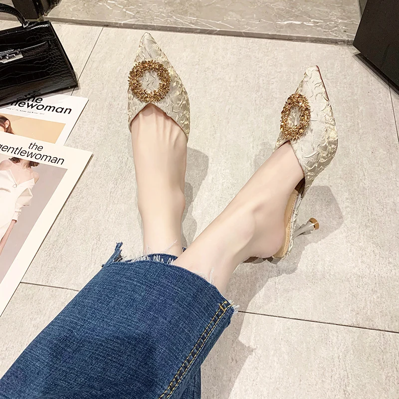 

Shoes Woman 2021 Glitter Slides Slippers Summer Loafers Med Cover Toe Pantofle Thin Heels Fashion Jelly New Luxury Crystal PU Ru