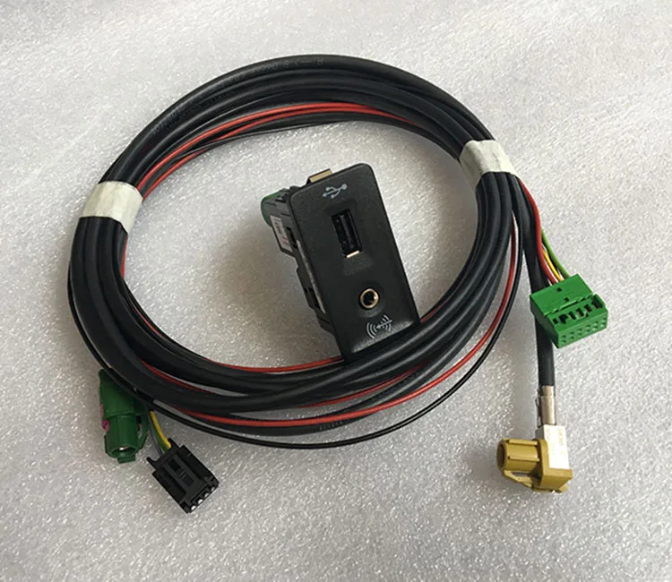 

MIB2 CarPlay MDI AMI Adapter Plug Socket Harness Cable For V.W Golf 7 MK7 Lamando 5G0 035 222 E 5Q0035726E USB AUX Switch