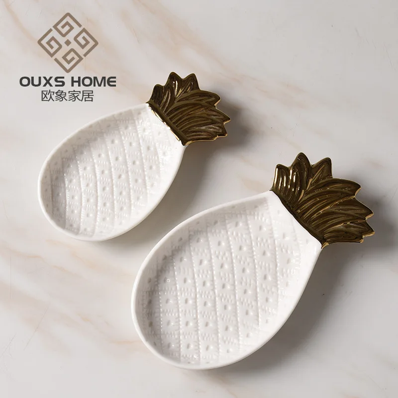 

Nordic modern simple ceramic jewelry tray gold storage tray creative decoration living room wine cabinet decoration