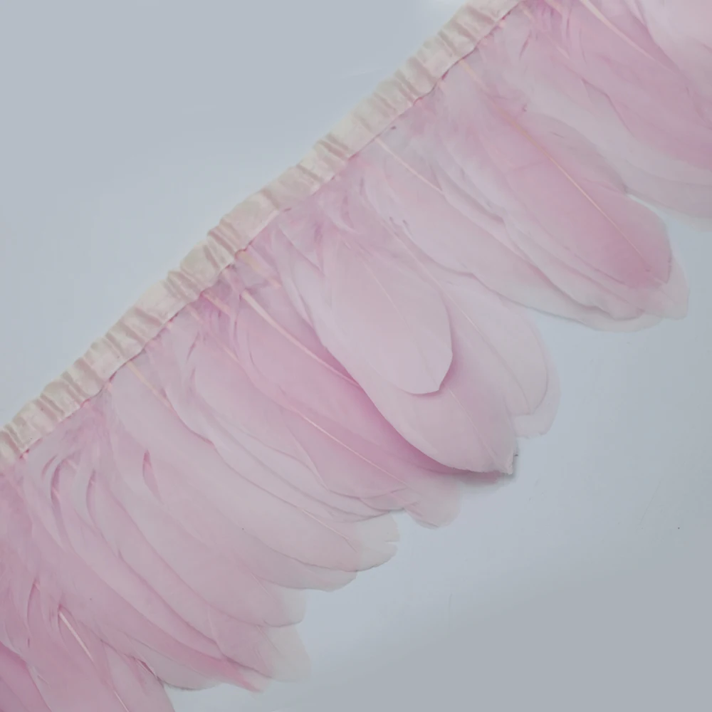light pink Многоцветные ленты с гусиным пером, 10 ярдов, окрашенные ленты с гусиным пером/13-18 см, бахрома с гусиным пером, платье, юбка, украшение, 35 цветов - Цвет: light pink