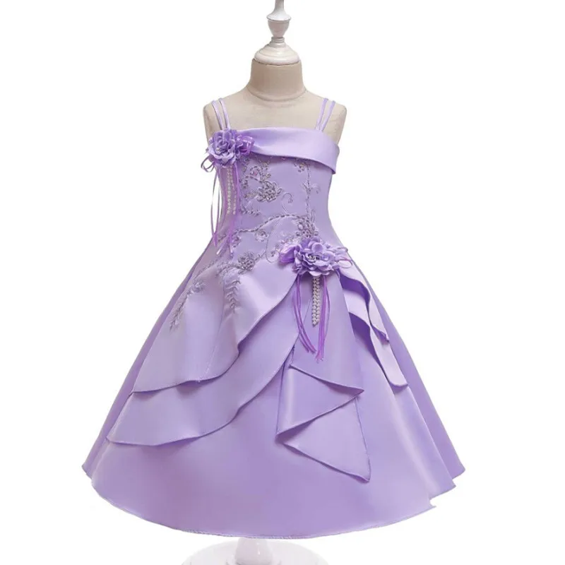 Покупатели рекомендуют Качественное детское банкетное платье с вышивкой