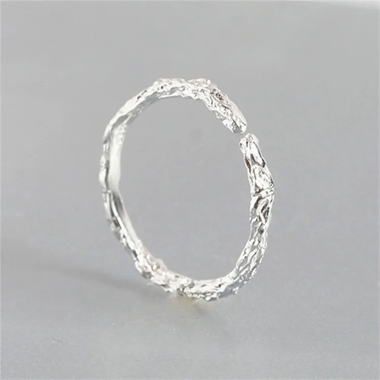 

LULU-свинья 2021 новый 925 пробы серебро фольги вогнуто-выпуклая кольцо Простой дизайн однорядные тонкий простое серебряное кольцо J0911