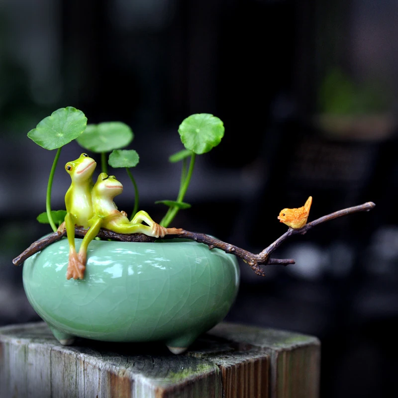 

Creative Frog Miniature Figures Ceramic Flower Pot Artificial Animal Resin Arts And Crafts Fairytale Garden Home Decoration