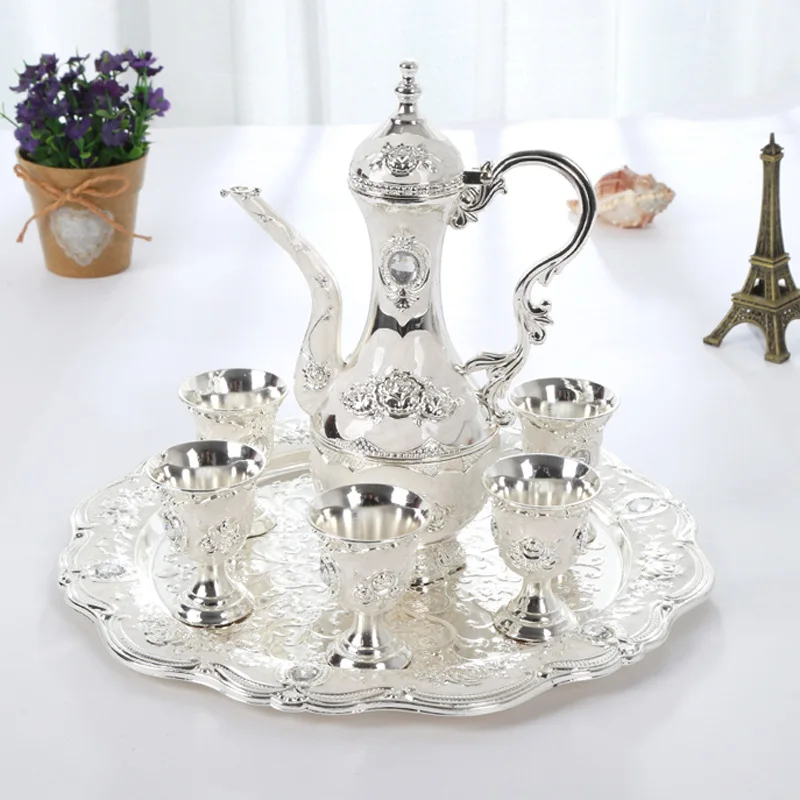

New trumpet European rose flagon portable dining wine utensils household drinking utensils alloy wine dispensing appliances