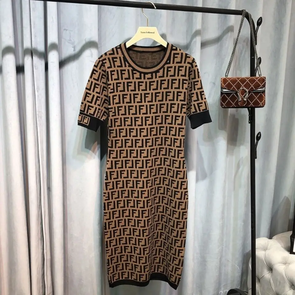 

Women's large short sleeve dress letter 2021 spring and summer women's slim fit buttocks temperament elastic medium length skir