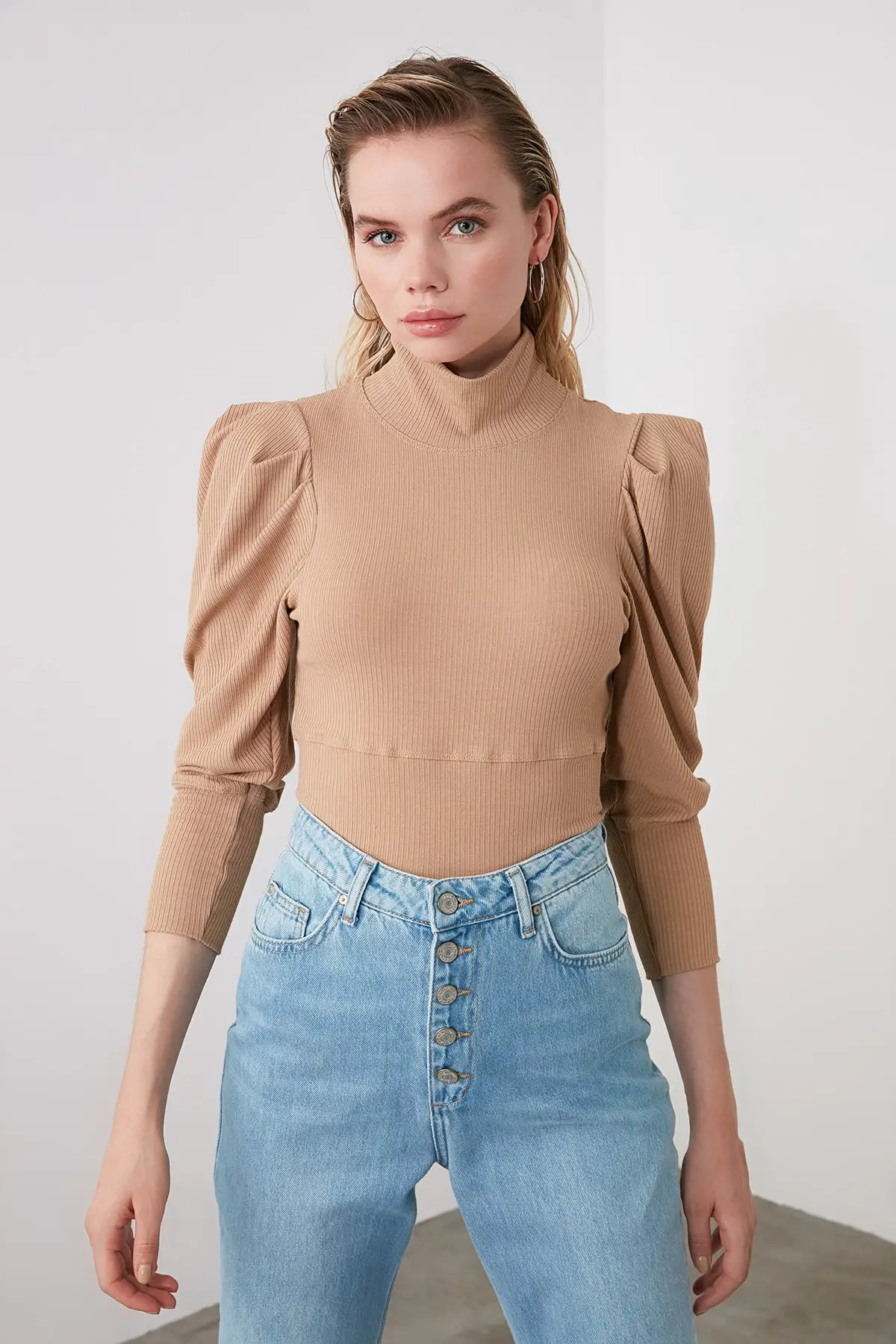 Trendyol Cinnamon Shir детальная трикотажная блузка TWOAW20BZ0274 | Женская одежда