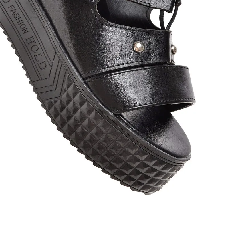 Повседневные женские сандалии гладиаторы на платформе 9 см плоской подошве с