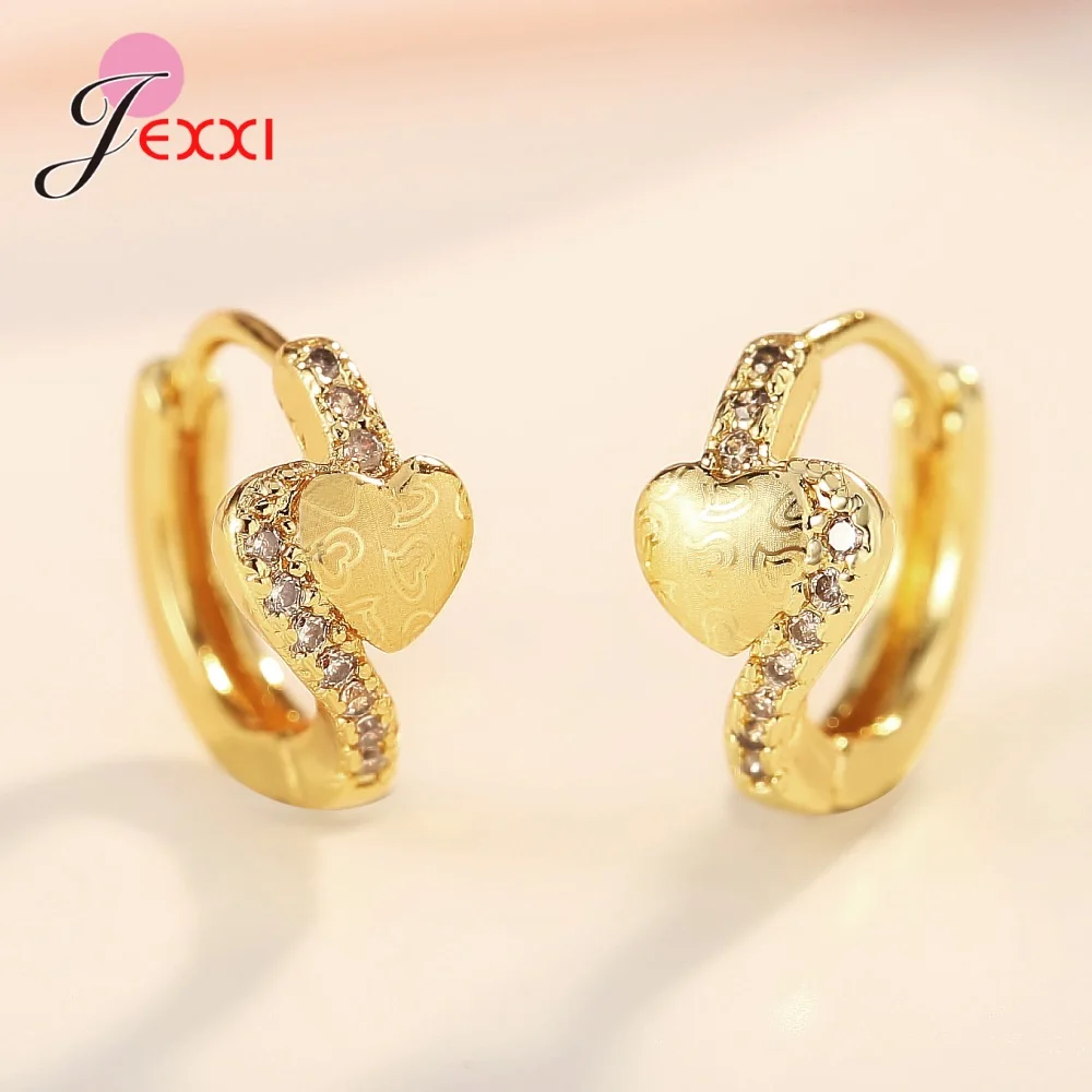 2021 New Wholesale Personality Exquisite Hoop Earring Hollow Gold Zircon Heart Earrings For Women Jewelry Ear Nail